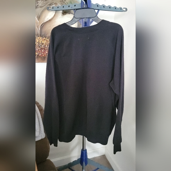 Hollister Crewneck Sweatshirt Size M - Picture 6 of 16